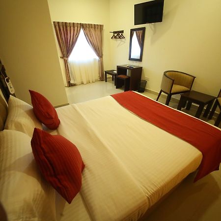 Hotel Sunhill Mount Lavinia Dehiwala-Mount Lavinia Екстер'єр фото